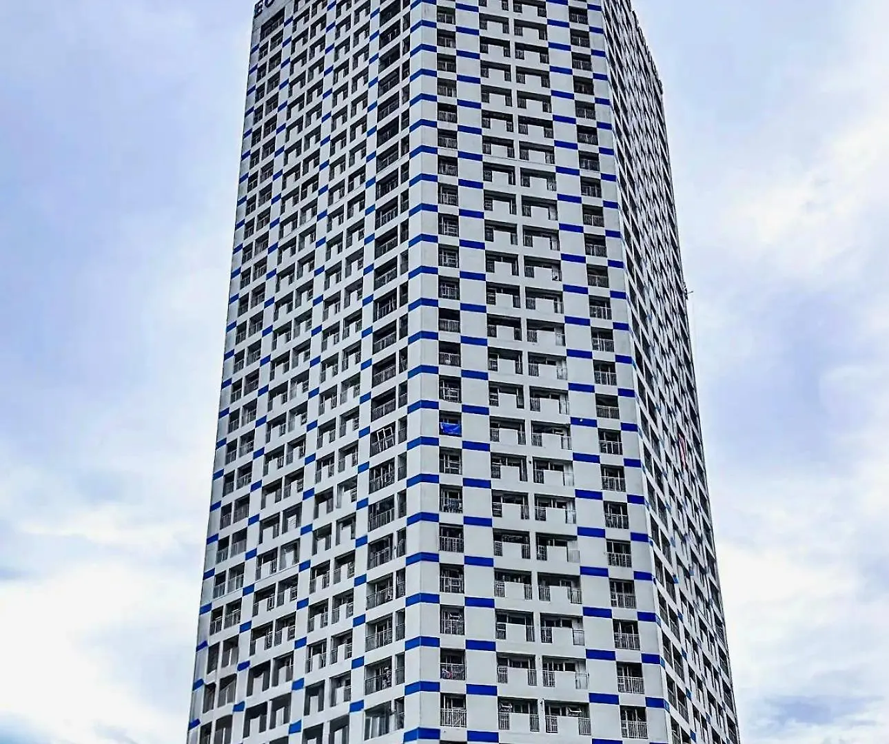 Vivaldi Residences In Davao City Near Roxas Night Market